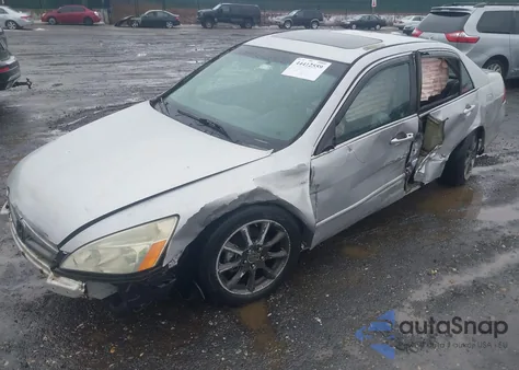 2006 Honda Accord 2.4 Ex z USA, uszkodzony, nr VIN 1HGCM55816A073394